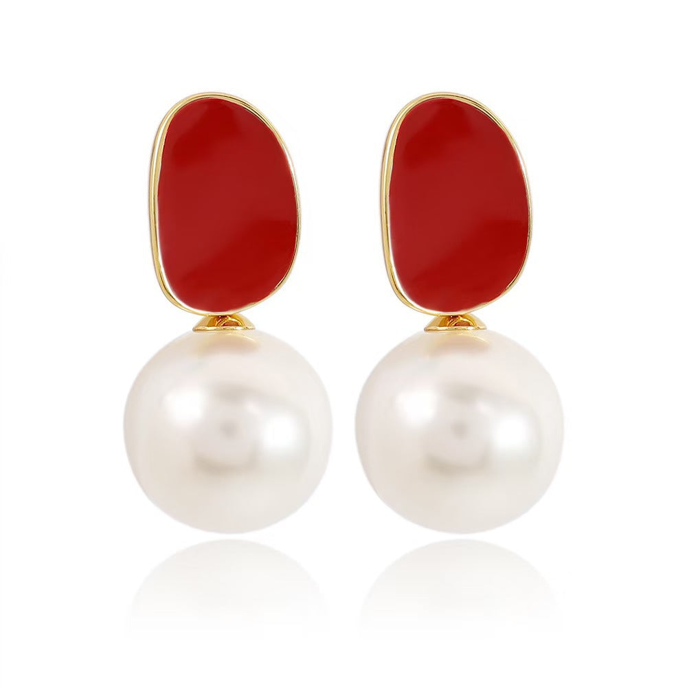Dripping Pearl Earrings